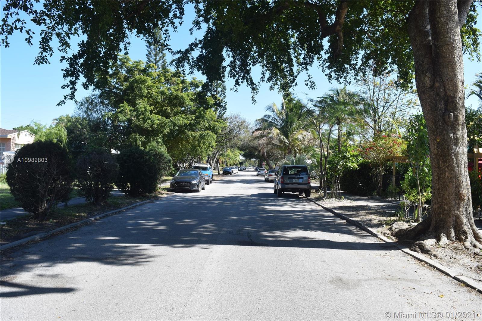 See details / 2408 sq. ft. $ 2021-01-27 0 Photo