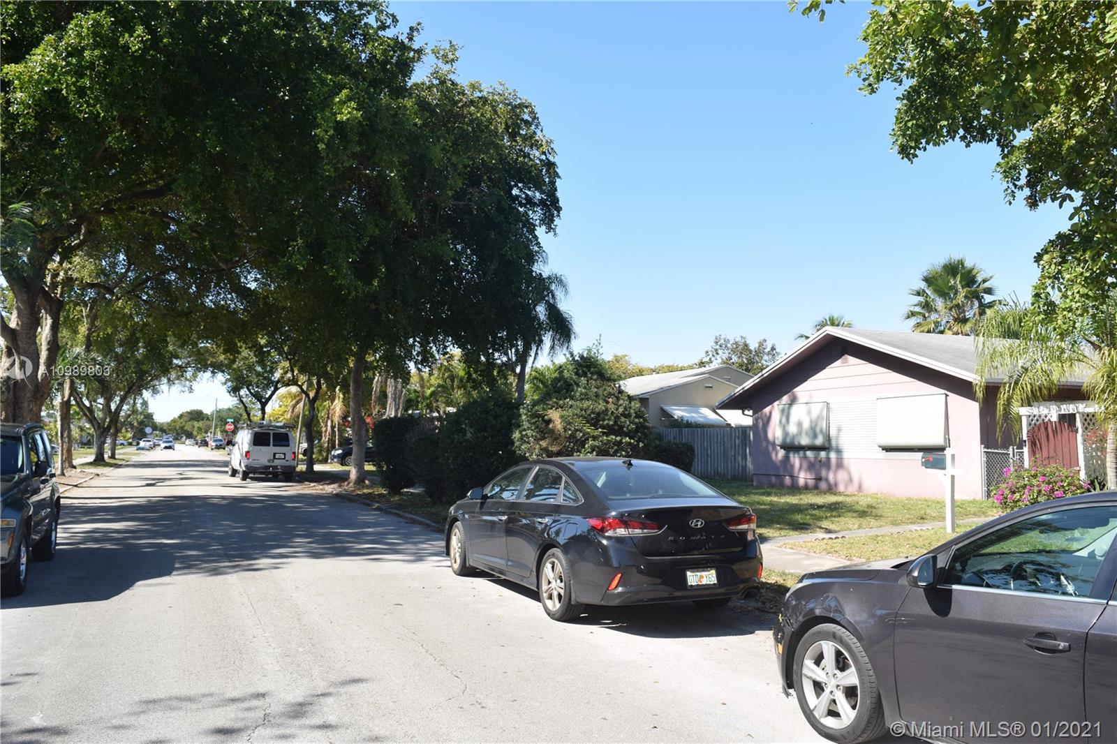 See details / 2408 sq. ft. $ 2021-01-27 0 Photo