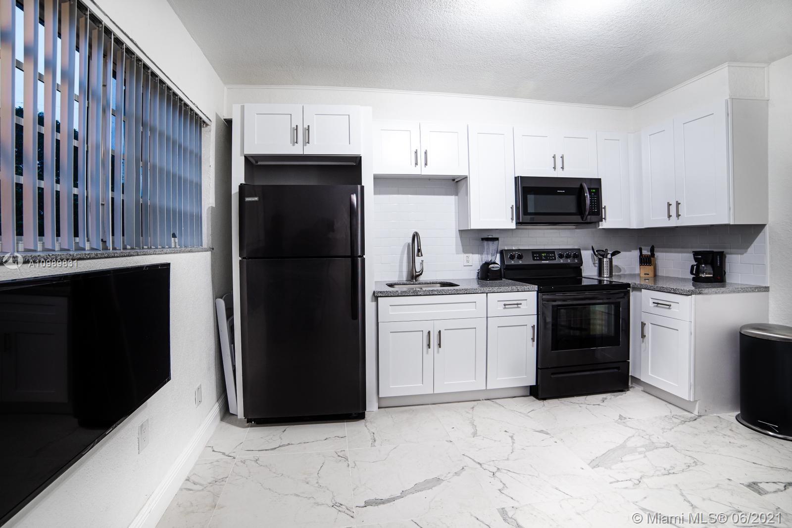 See details / 2685 sq. ft. $ 2021-01-27 0 Photo