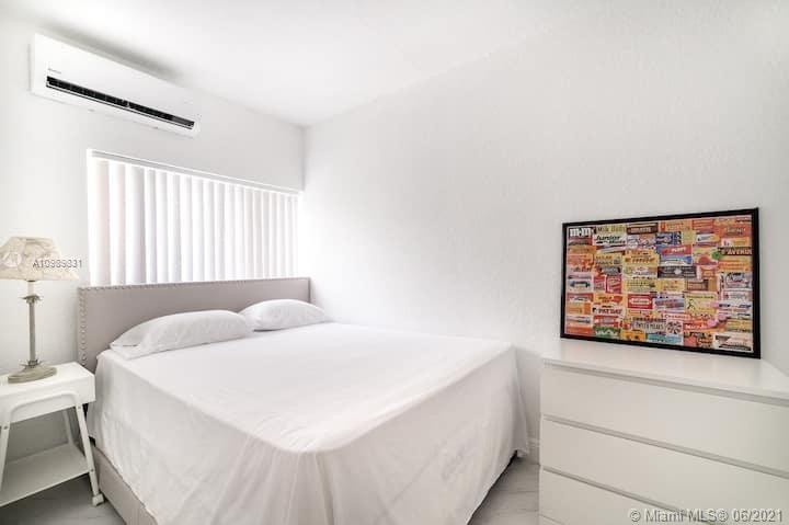 See details / 2685 sq. ft. $ 2021-01-27 0 Photo