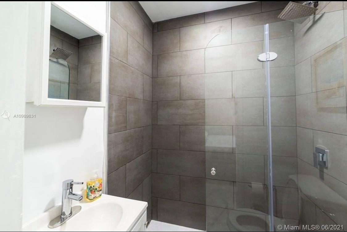 See details / 2685 sq. ft. $ 2021-01-27 0 Photo