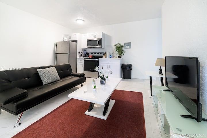 See details / 2685 sq. ft. $ 2021-01-27 0 Photo