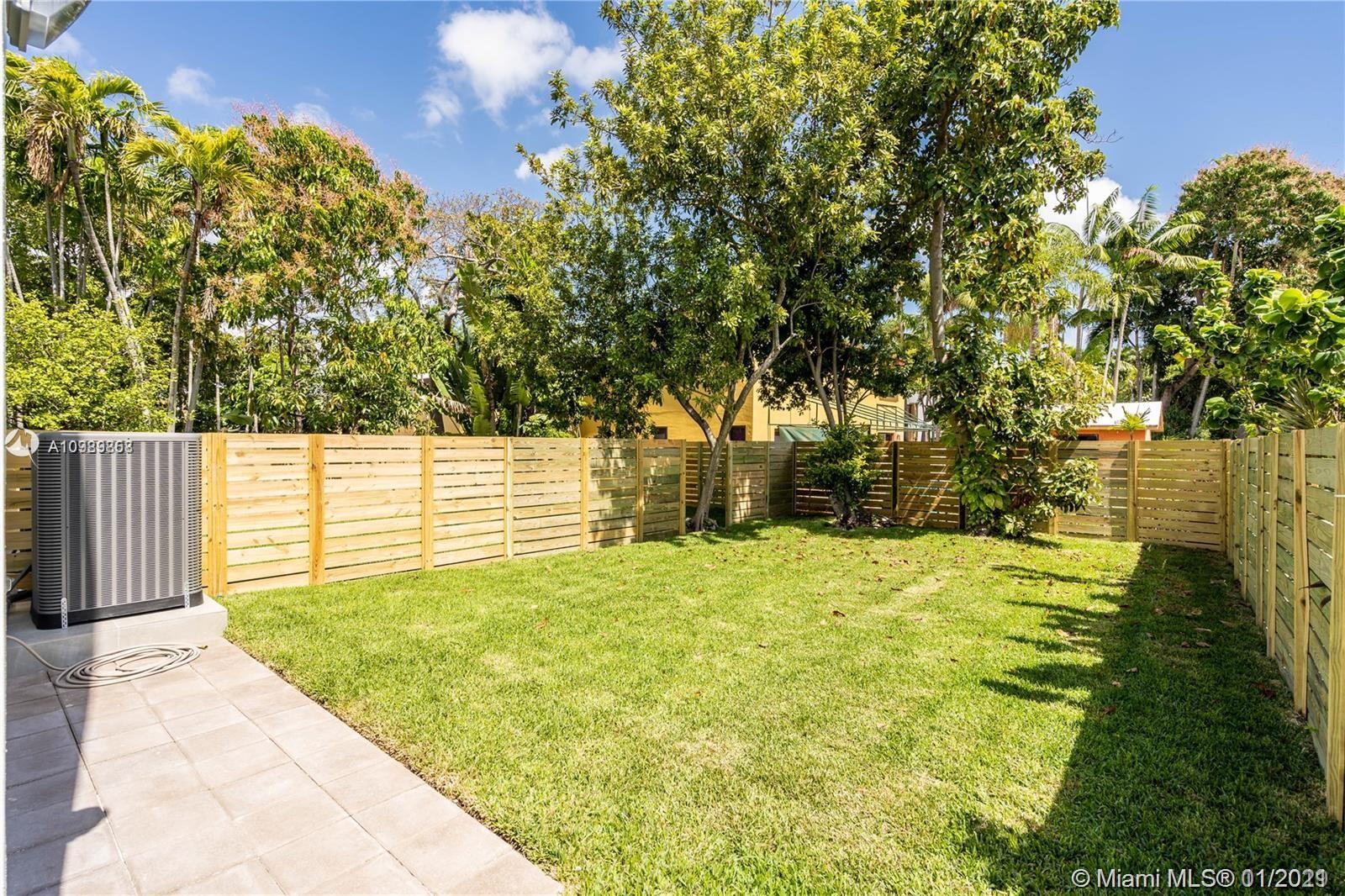 See details / 4392 sq. ft. $ 2021-01-27 0 Photo
