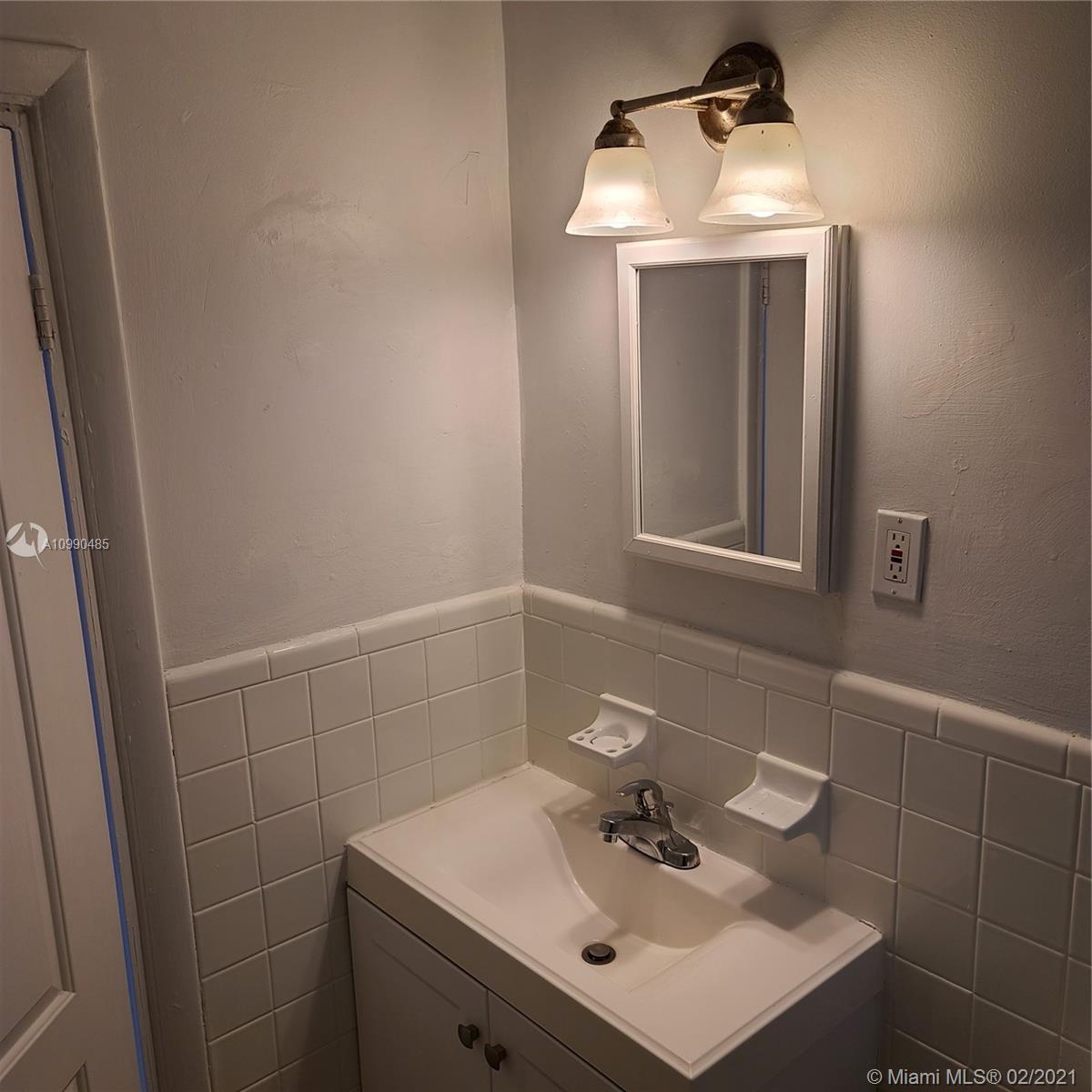 See details / 552 sq. ft. $ 2021-01-28 0 Photo