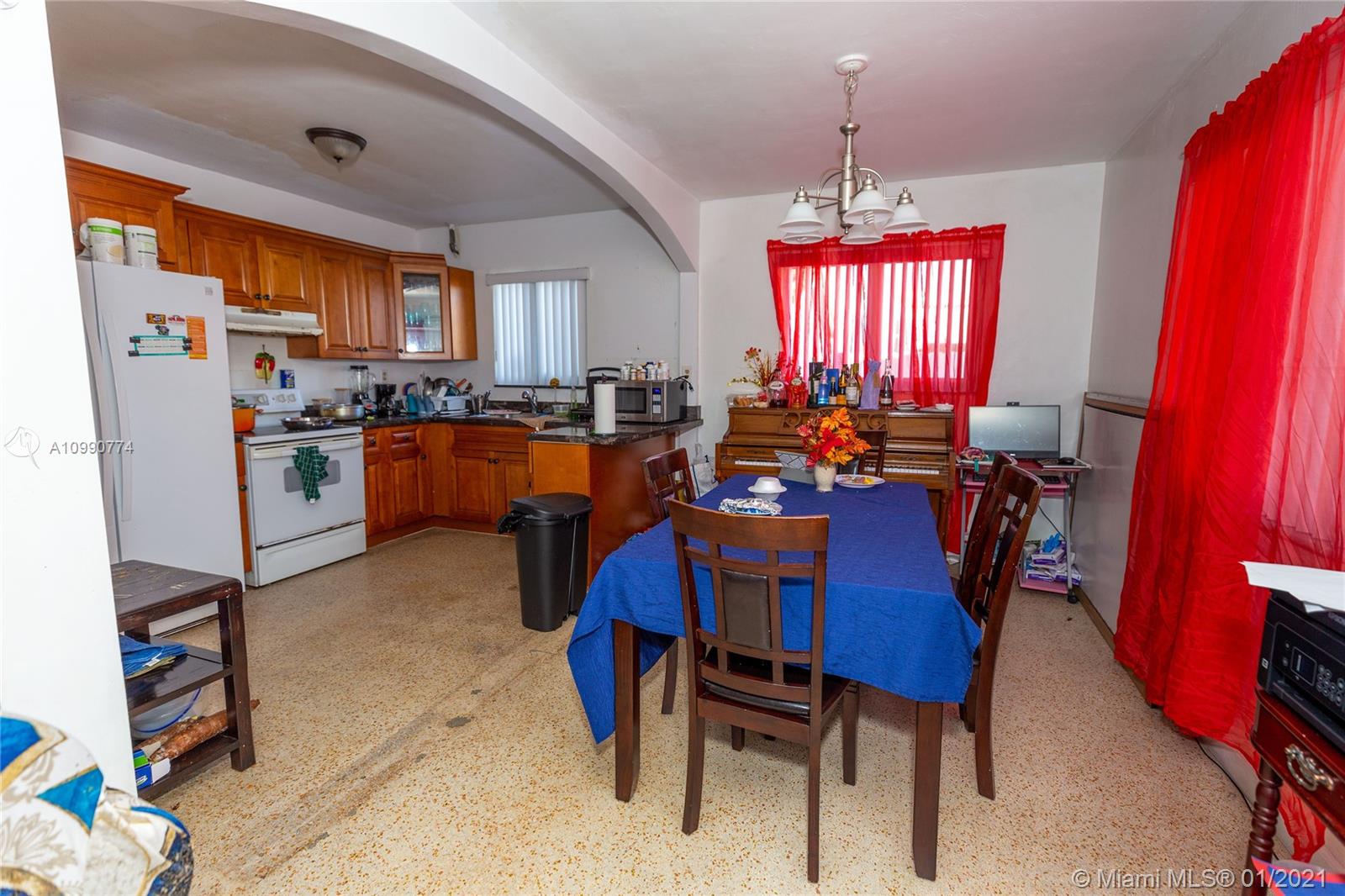 See details / 2036 sq. ft. $ 2021-01-28 0 Photo