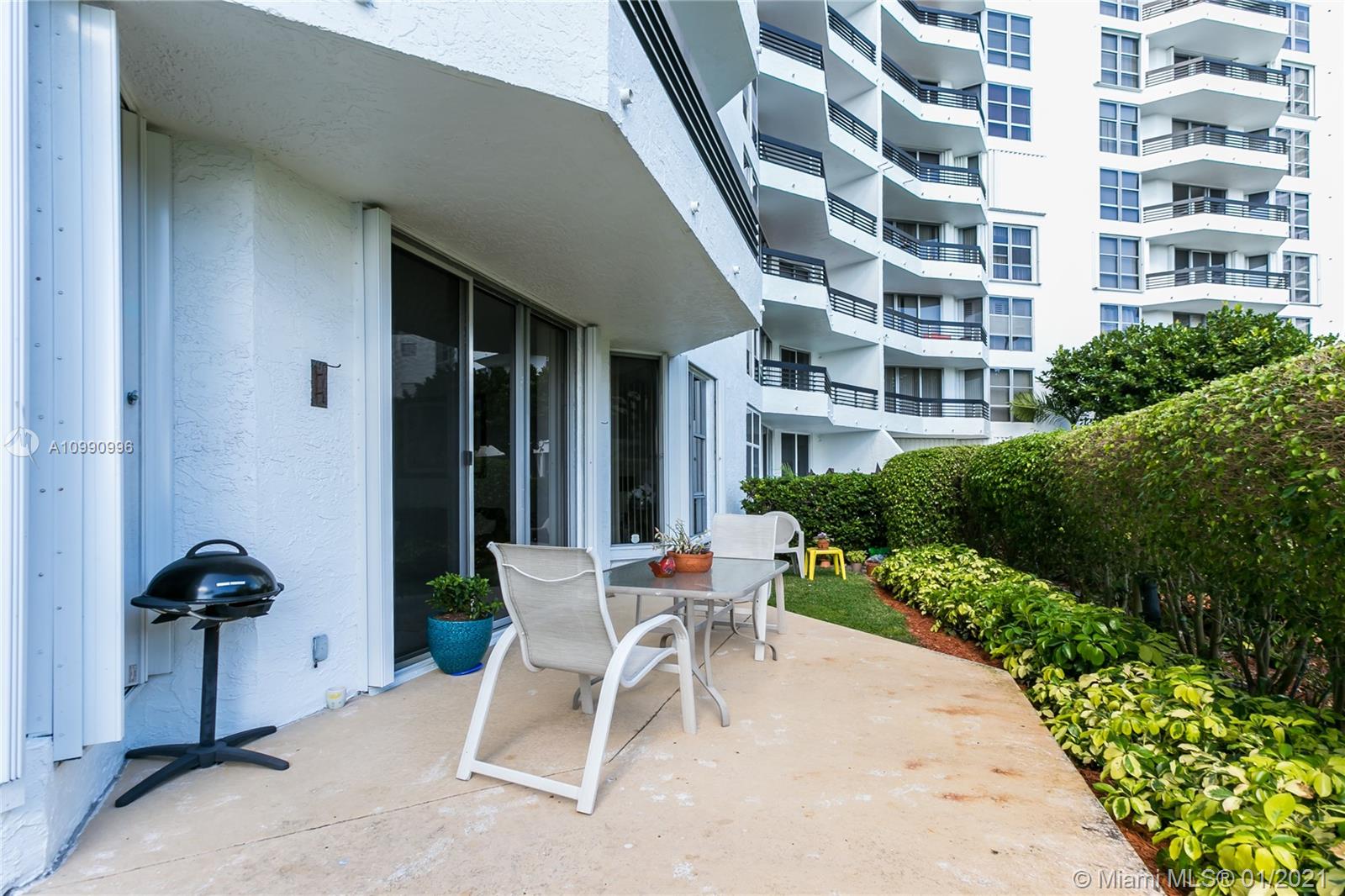 Photo of 3600 Mystic Pointe Dr #117, Aventura, Florida, 33180 -