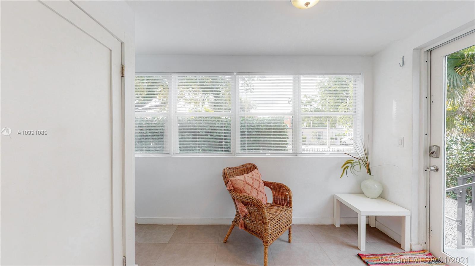 See details / 2074 sq. ft. $ 2021-01-29 0 Photo