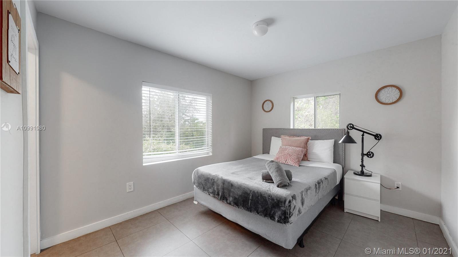 See details / 2074 sq. ft. $ 2021-01-29 0 Photo