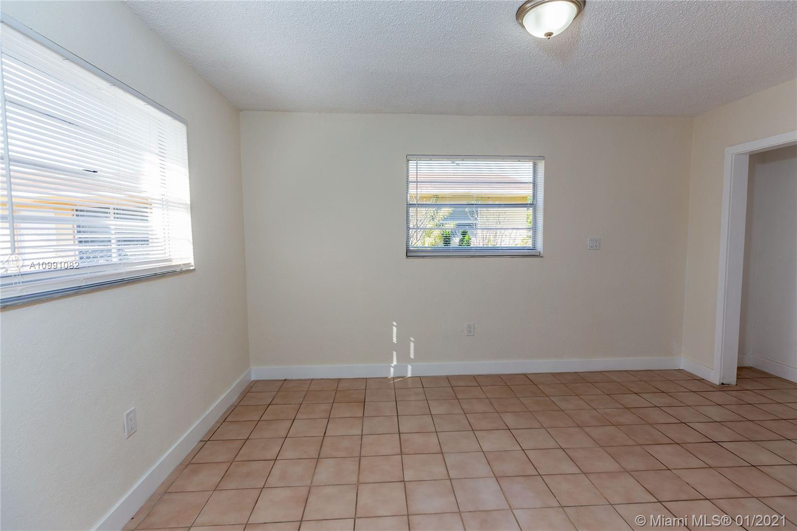 See details / 1500 sq. ft. $ 2021-01-29 0 Photo