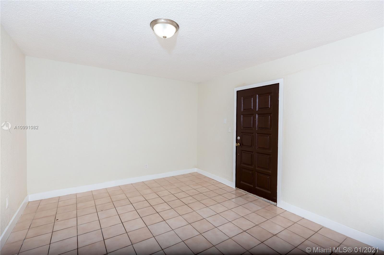 See details / 1500 sq. ft. $ 2021-01-29 0 Photo