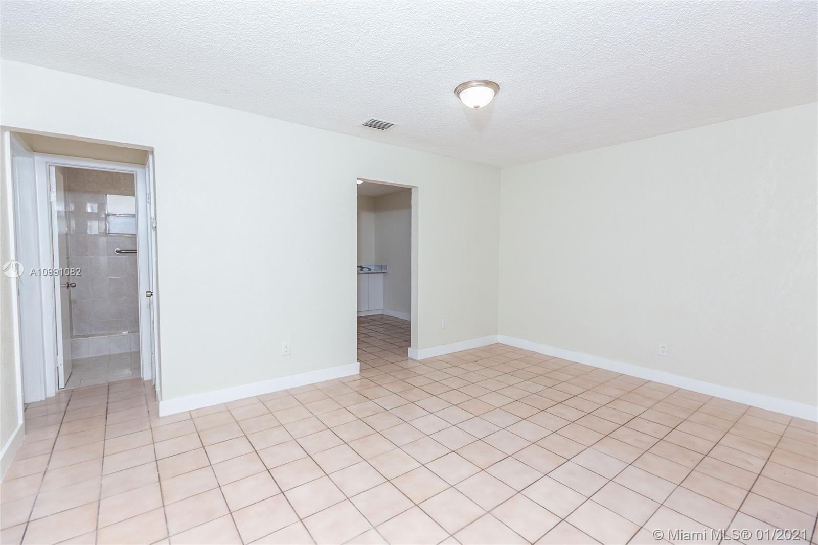 See details / 1500 sq. ft. $ 2021-01-29 0 Photo