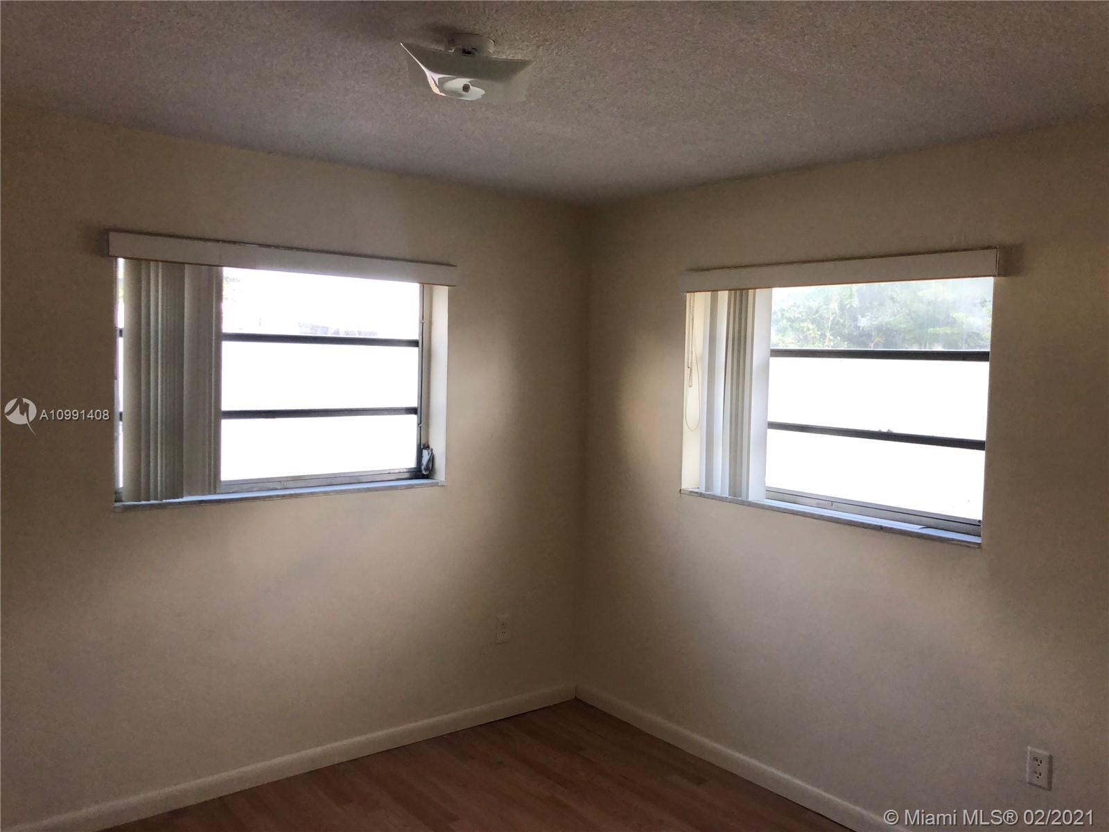 See details / 2374 sq. ft. $ 2021-01-29 0 Photo