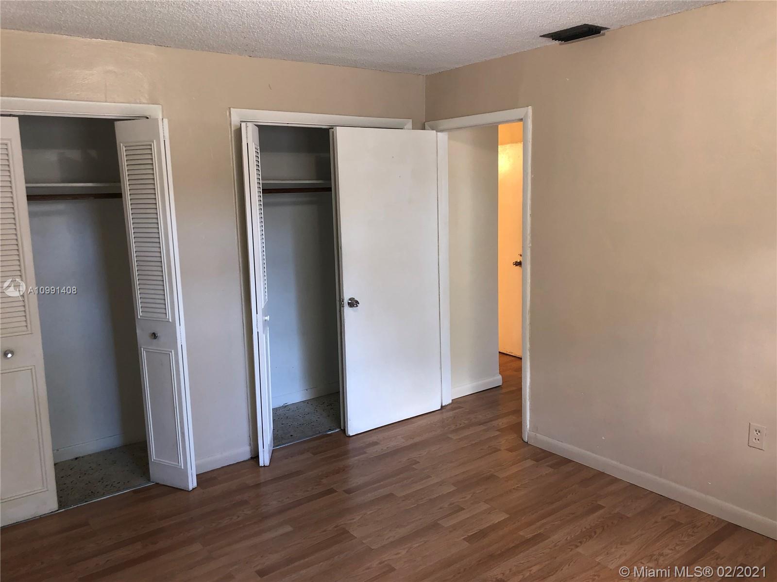 See details / 2374 sq. ft. $ 2021-01-29 0 Photo