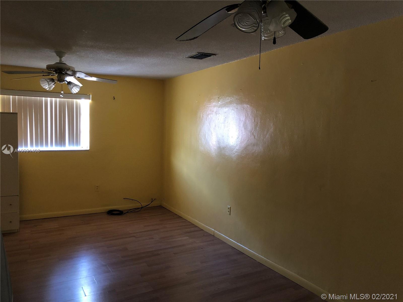 See details / 2374 sq. ft. $ 2021-01-29 0 Photo