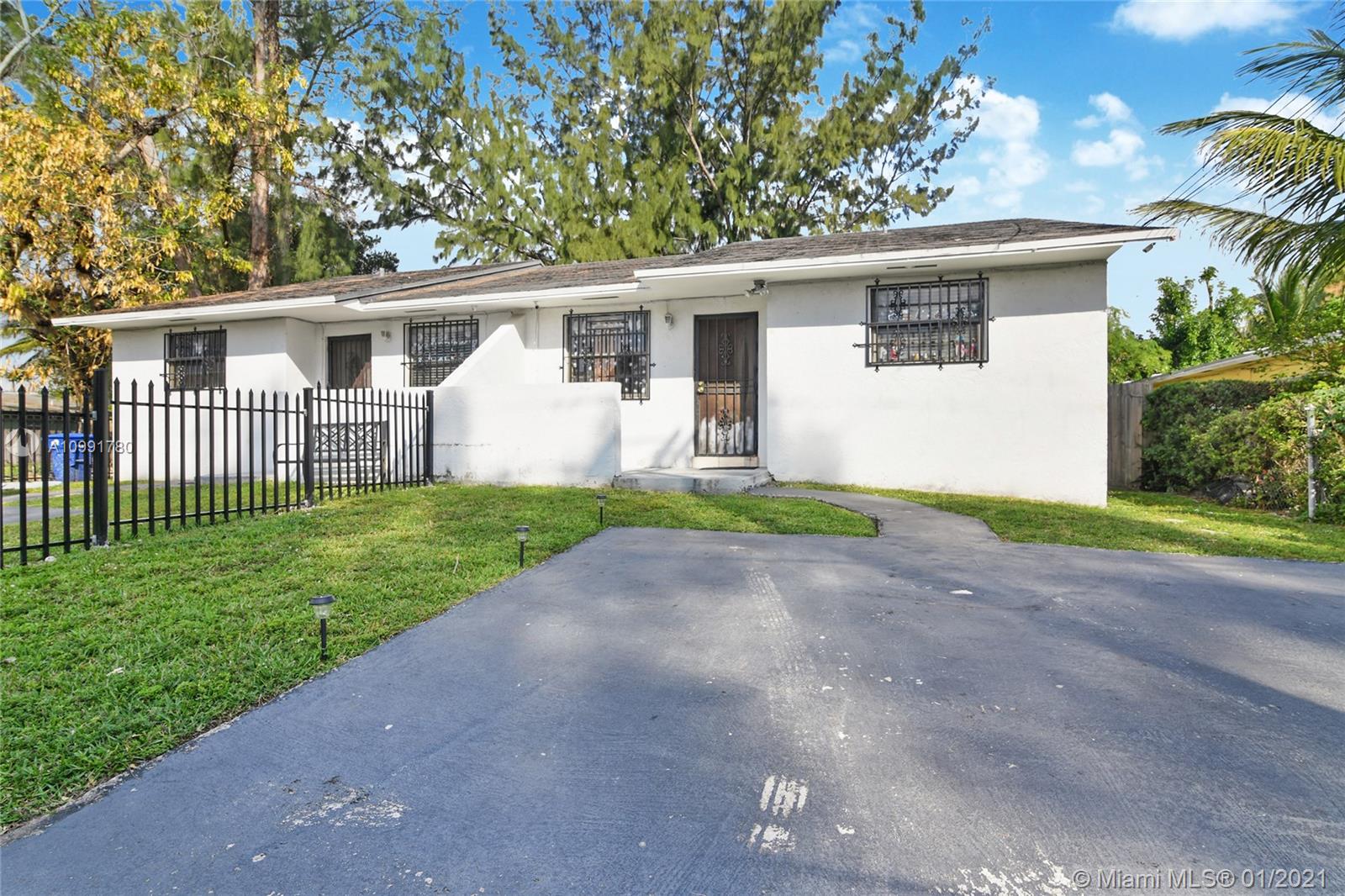 See details / 1938 sq. ft. $ 2021-01-31 0 Photo