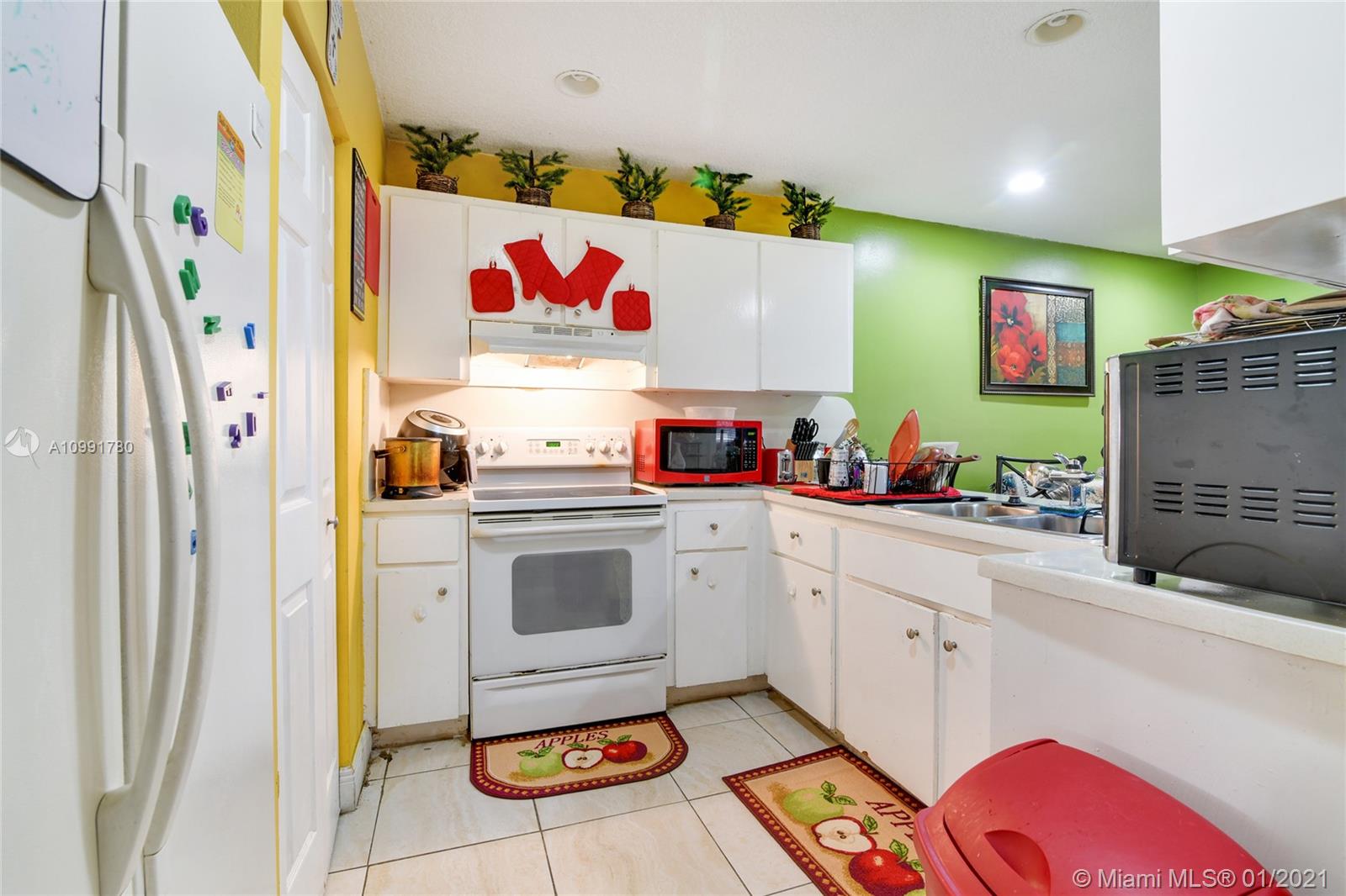 See details / 1938 sq. ft. $ 2021-01-31 0 Photo