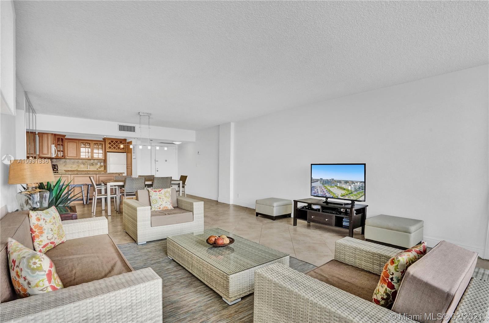 Photo of 3725 Ocean Dr #PH-27, Hollywood, Florida, 33019 -