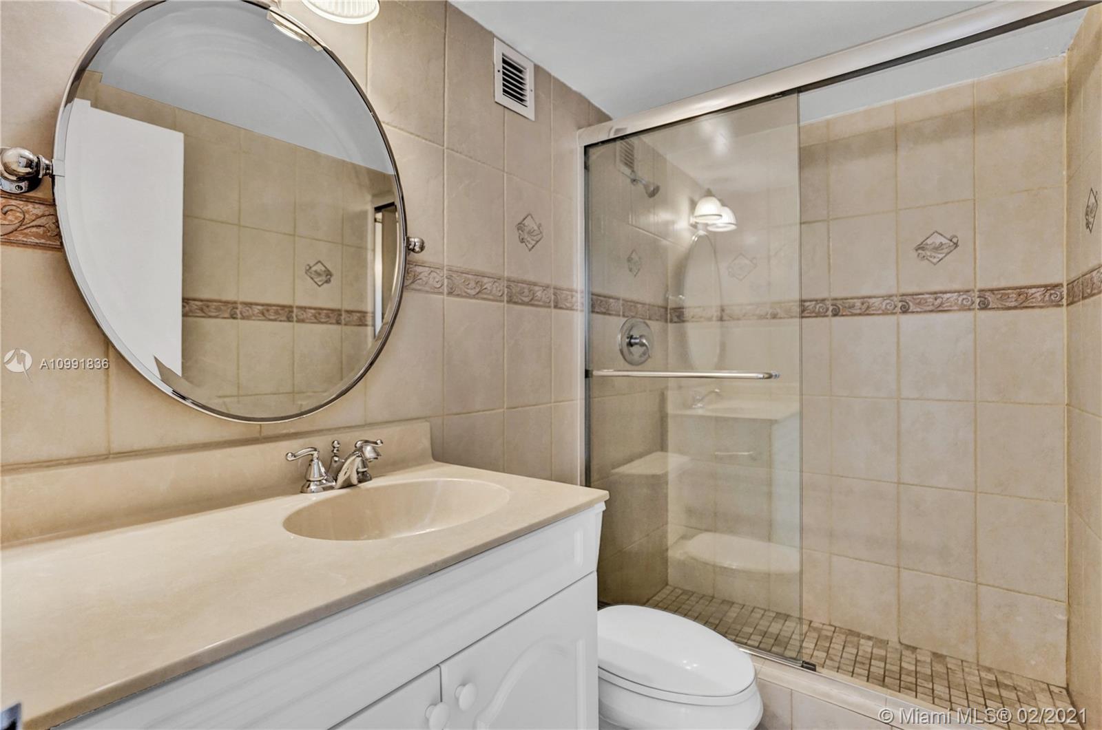 Photo of 3725 Ocean Dr #PH-27, Hollywood, Florida, 33019 -