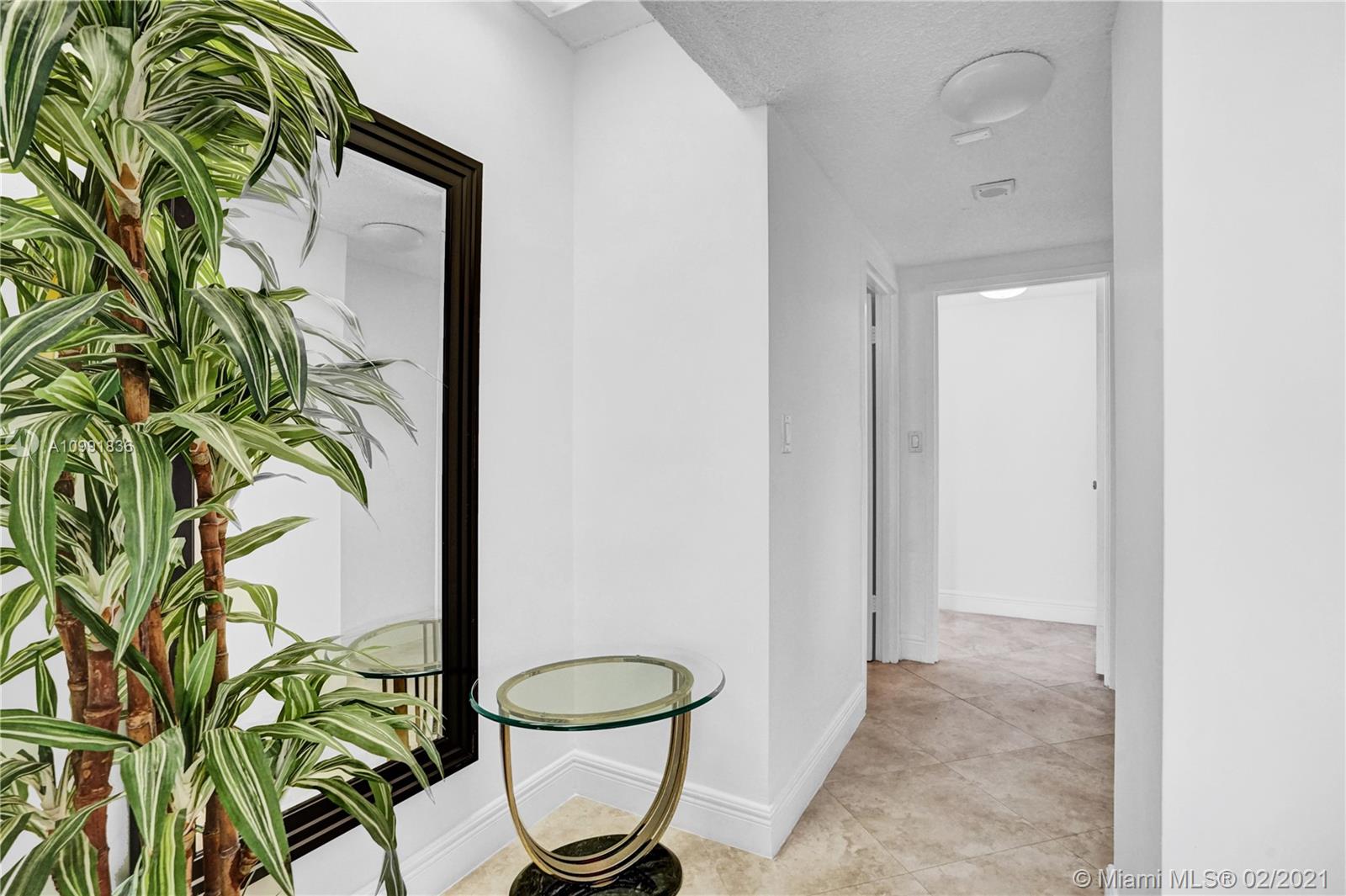 Photo of 3725 Ocean Dr #PH-27, Hollywood, Florida, 33019 -