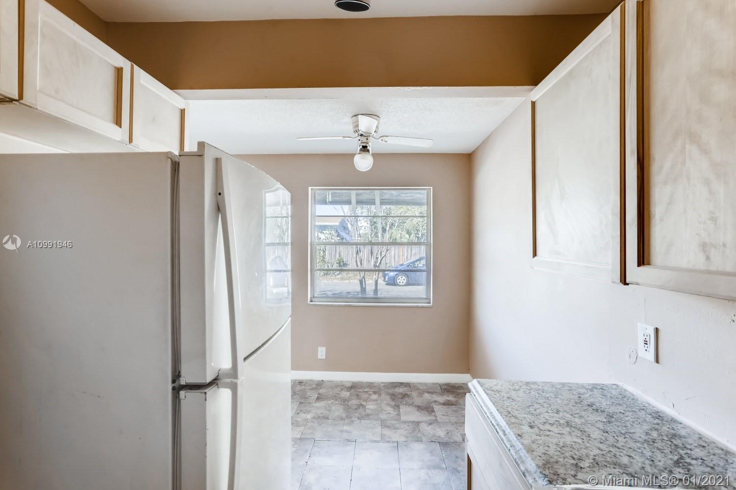 See details / 2852 sq. ft. $ 2021-02-03 0 Photo