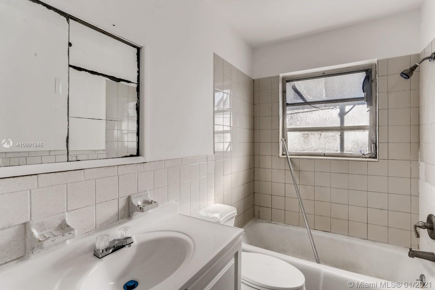 See details / 2852 sq. ft. $ 2021-02-03 0 Photo