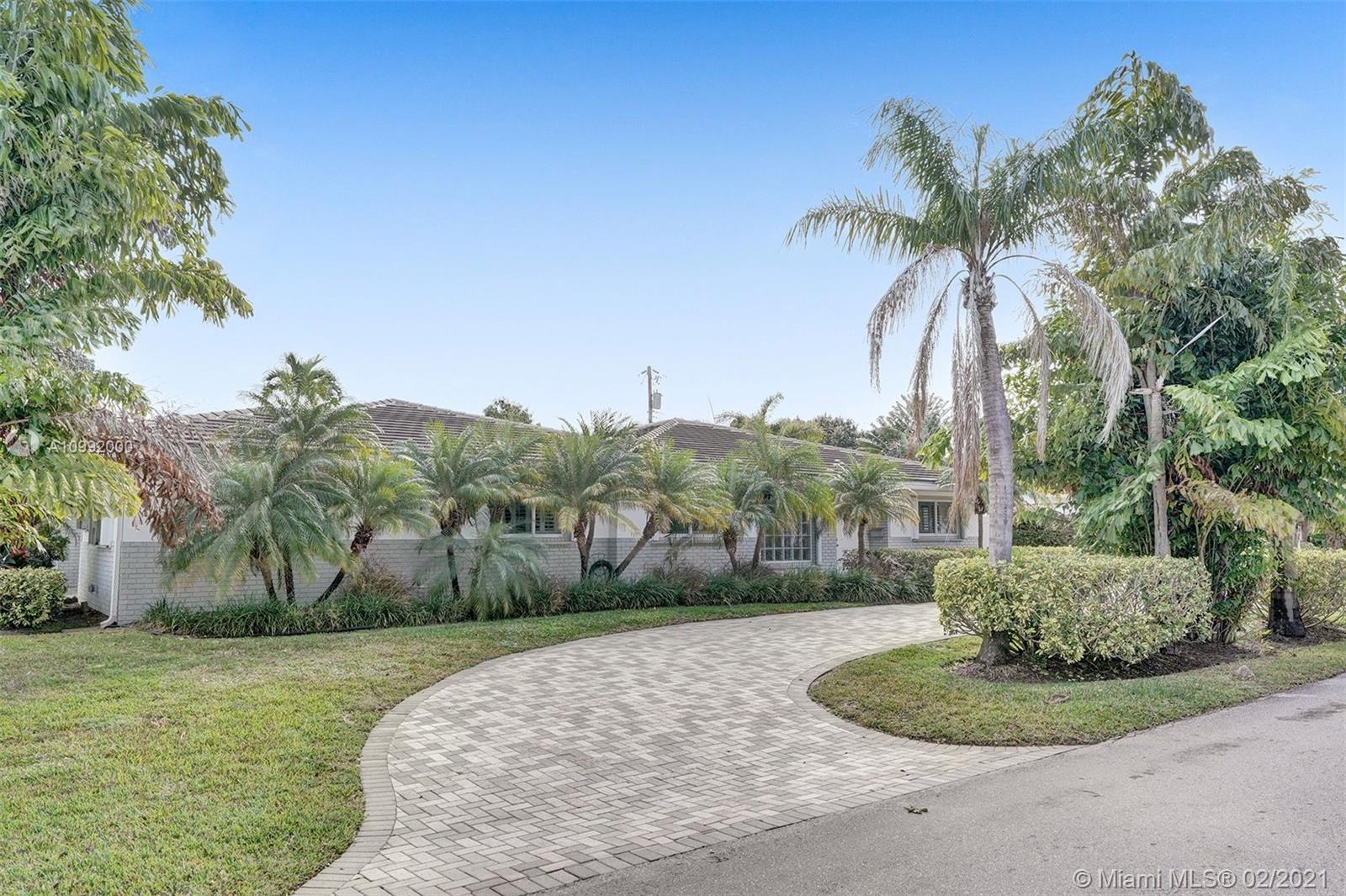 See details / 3275 sq. ft. $ 2021-02-01 0 Photo