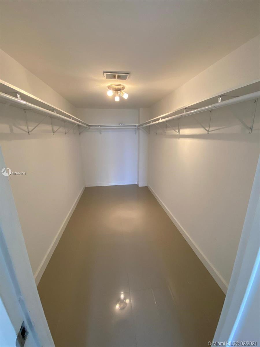 Photo of 500 Three Islands Blvd #223, Hallandale Beach, Florida, 33009 - Master Bed