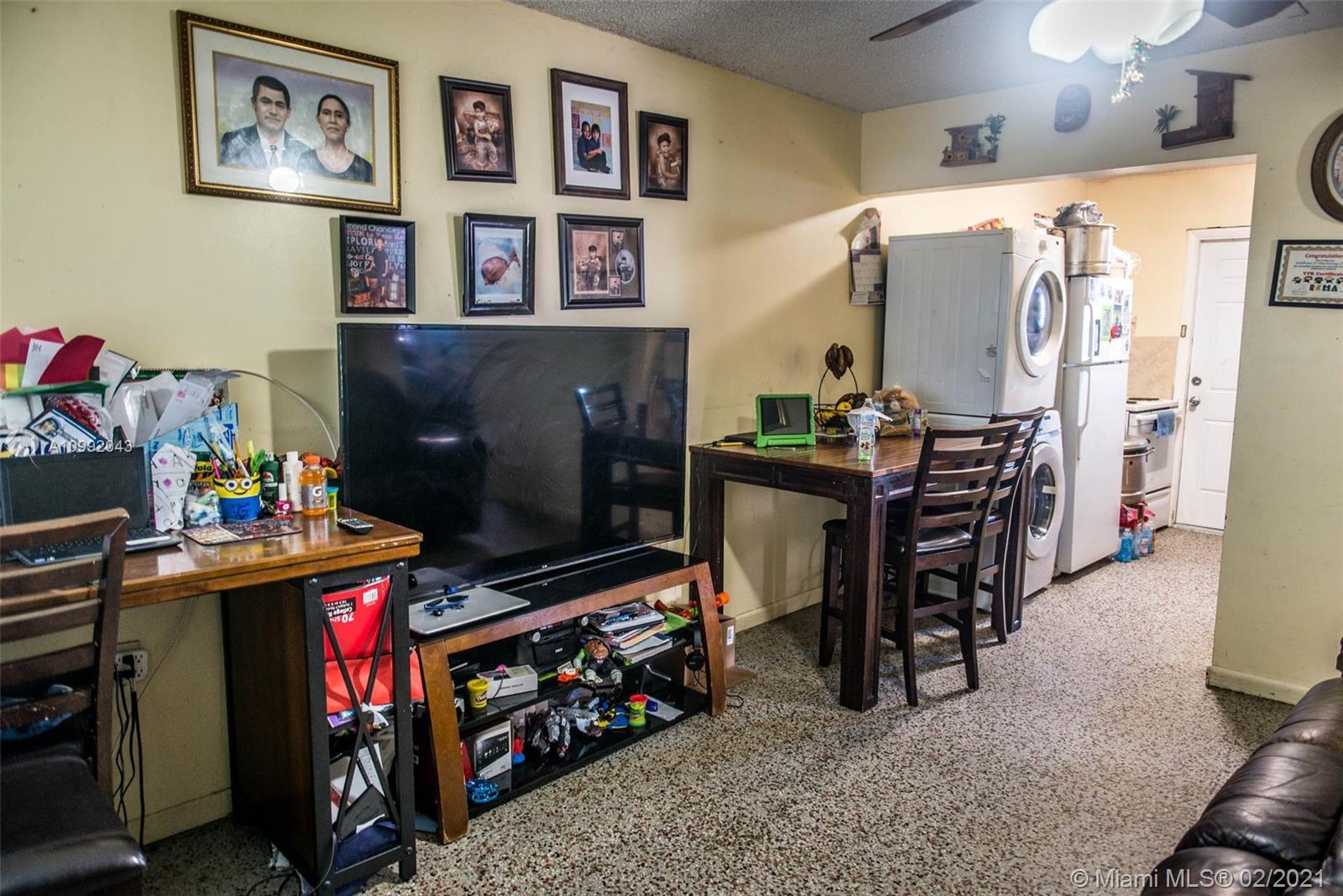 See details / 1150 sq. ft. $ 2021-02-01 0 Photo