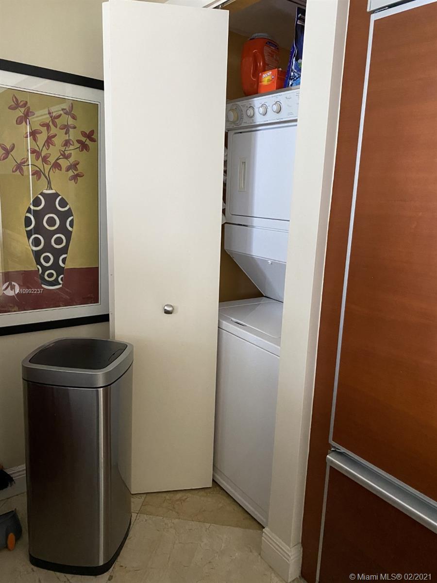 Ver detalles 2212 1 / 1 844 sq. ft. $ 2021-03-03 0 foto