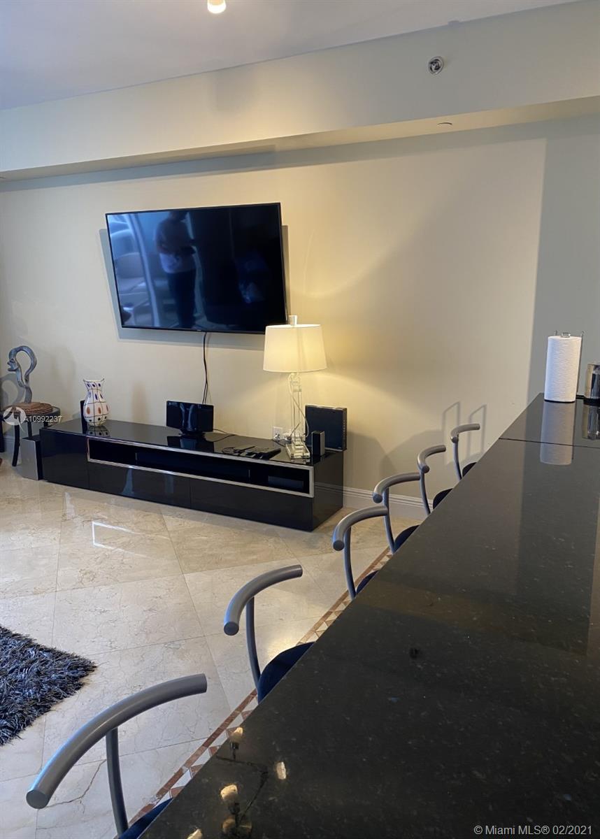 Ver detalles 2212 1 / 1 844 sq. ft. $ 2021-03-03 0 foto