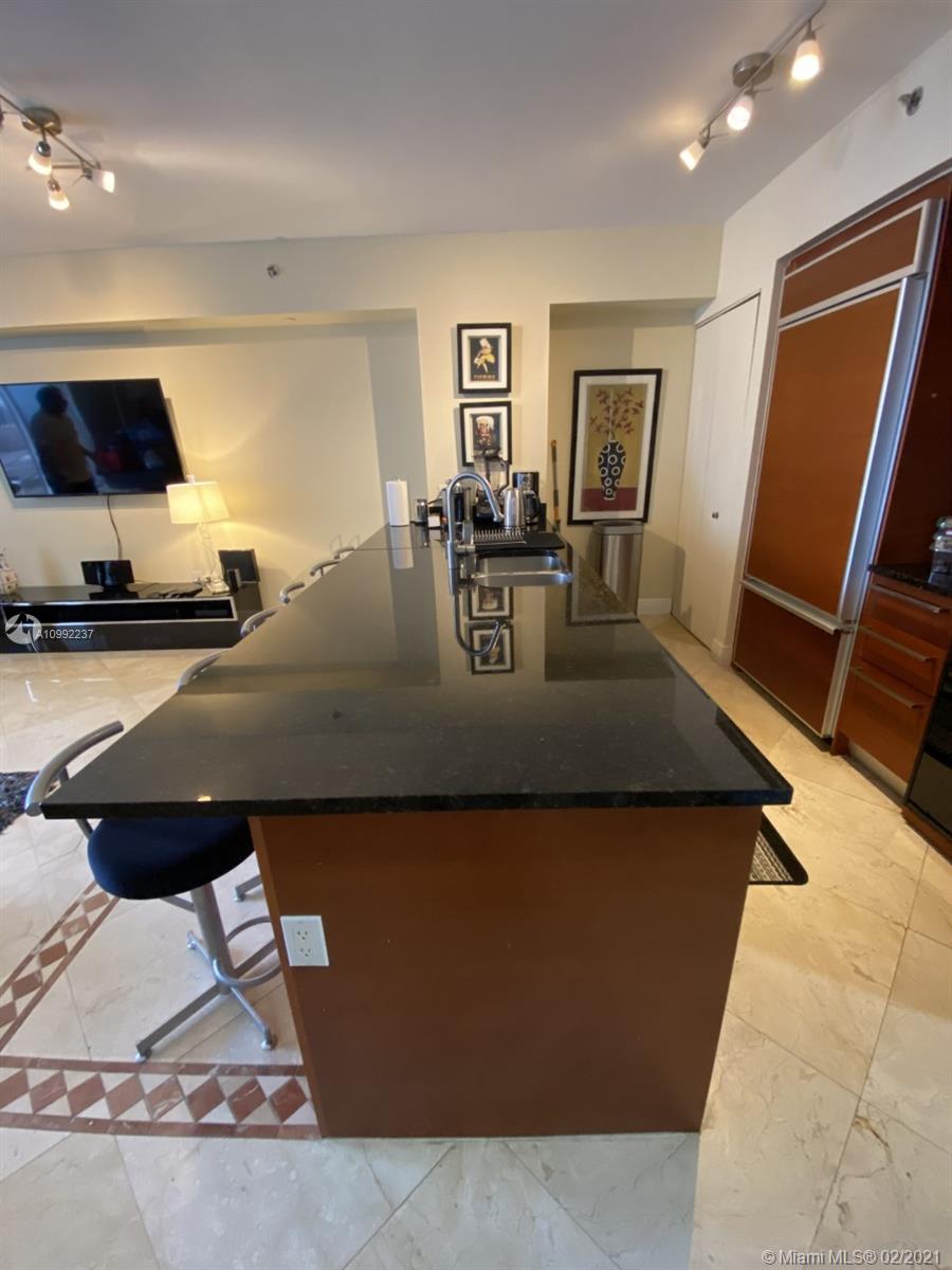 Ver detalles 2212 1 / 1 844 sq. ft. $ 2021-03-03 0 foto