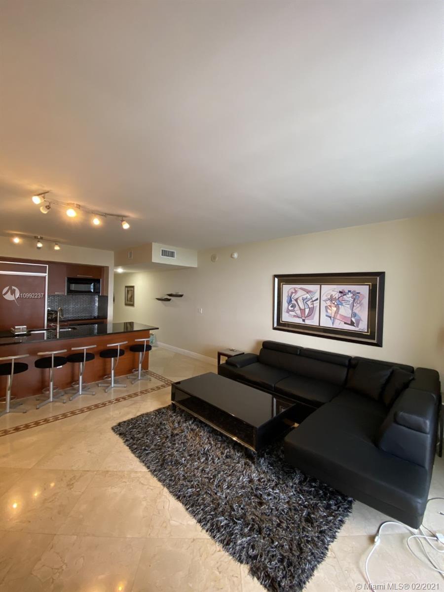 Ver detalles 2212 1 / 1 844 sq. ft. $ 2021-03-03 0 foto