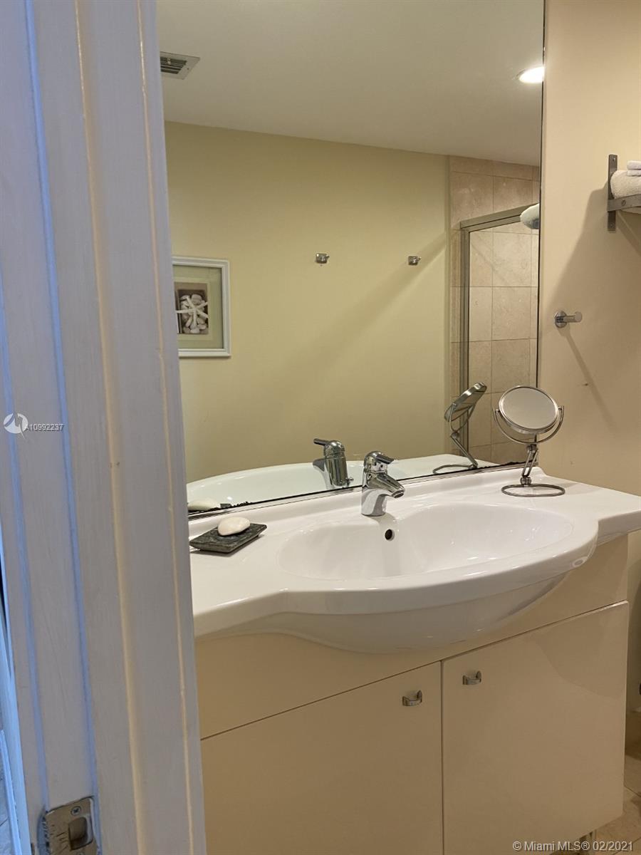 Ver detalles 2212 1 / 1 844 sq. ft. $ 2021-03-03 0 foto