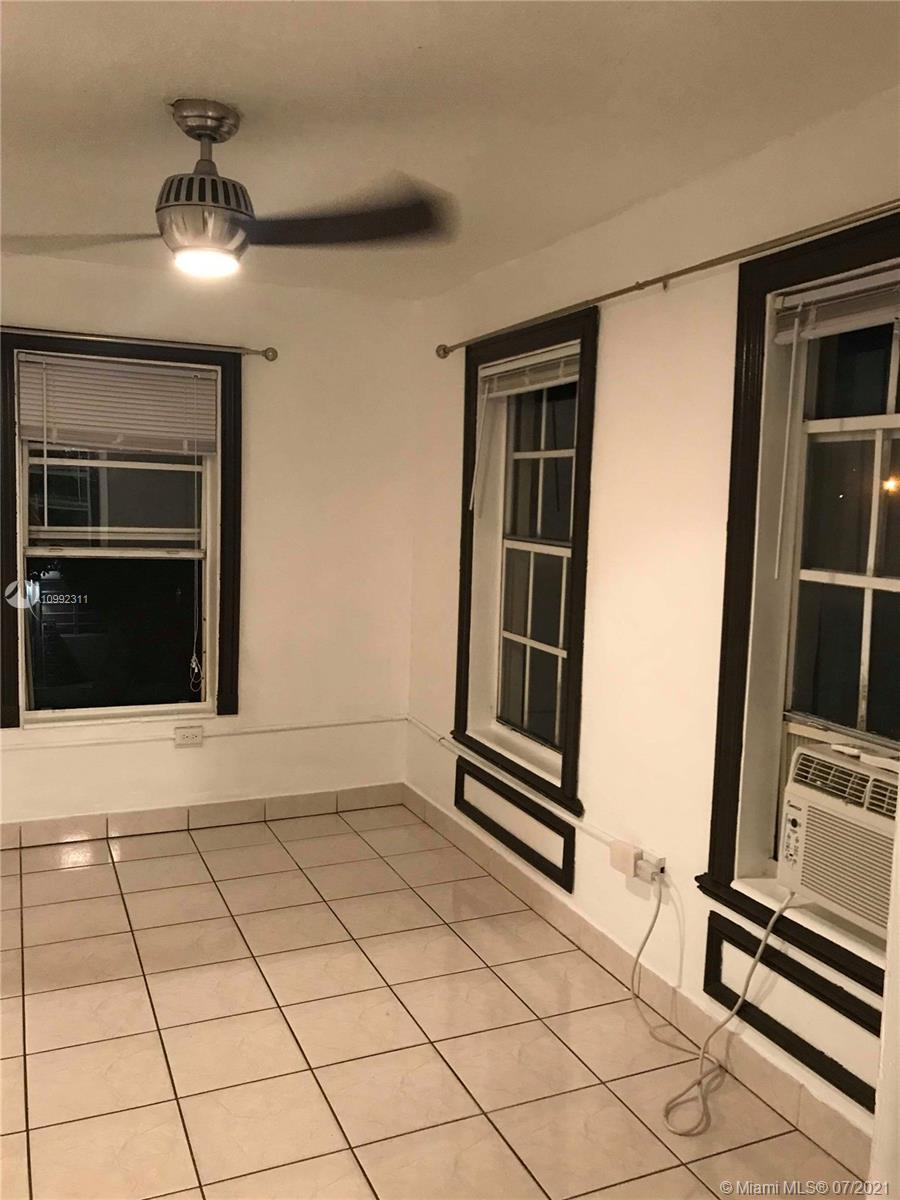 See details / 2458 sq. ft. $ 2021-03-31 0 Photo