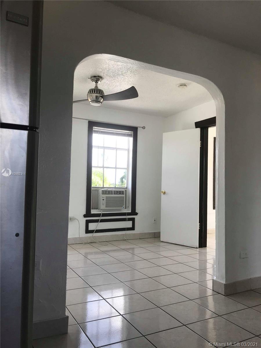 See details / 2458 sq. ft. $ 2021-03-31 0 Photo