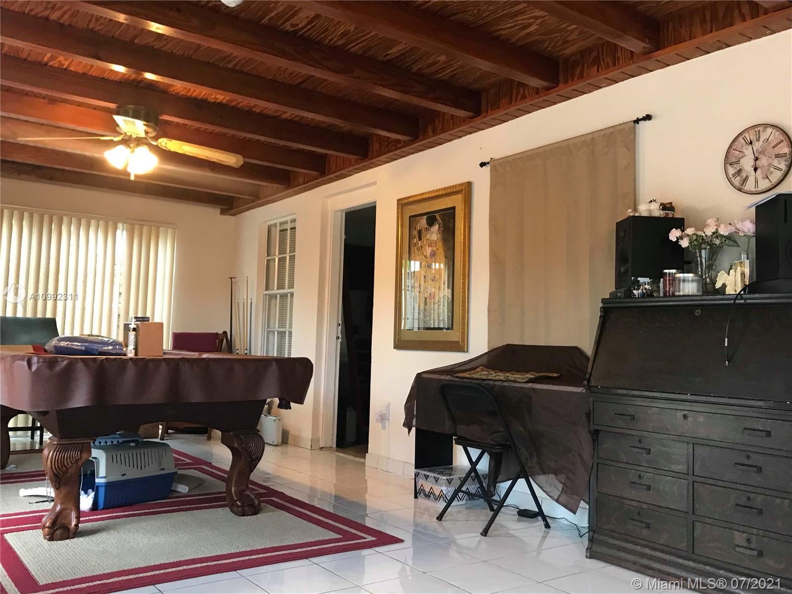 See details / 2458 sq. ft. $ 2021-02-01 0 Photo