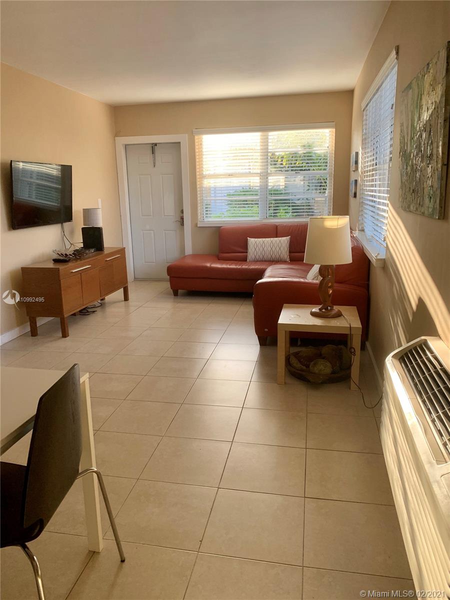 See details / 6960 sq. ft. $ 2021-02-01 0 Photo