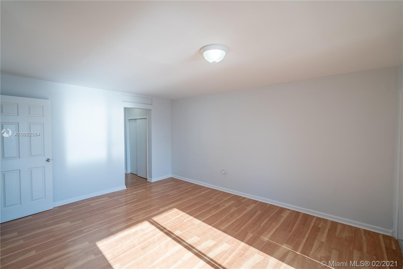 See details / sq. ft. $ 2021-02-01 0 Photo