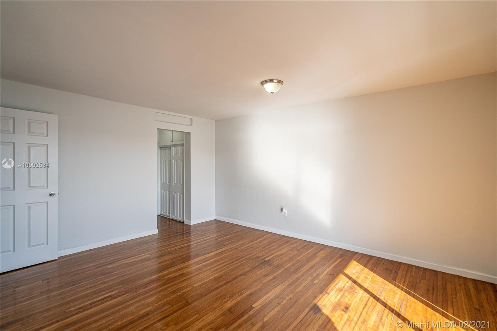 See details / sq. ft. $ 2021-02-01 0 Photo