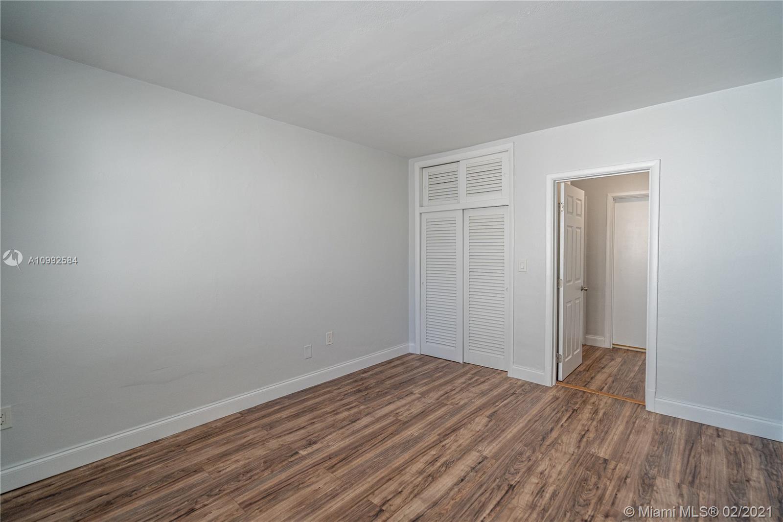 See details / sq. ft. $ 2021-02-01 0 Photo
