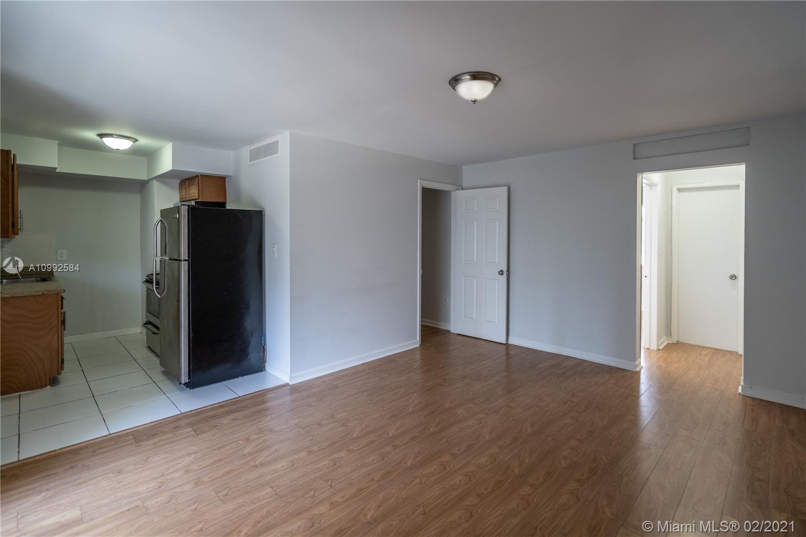 See details / sq. ft. $ 2021-02-01 0 Photo