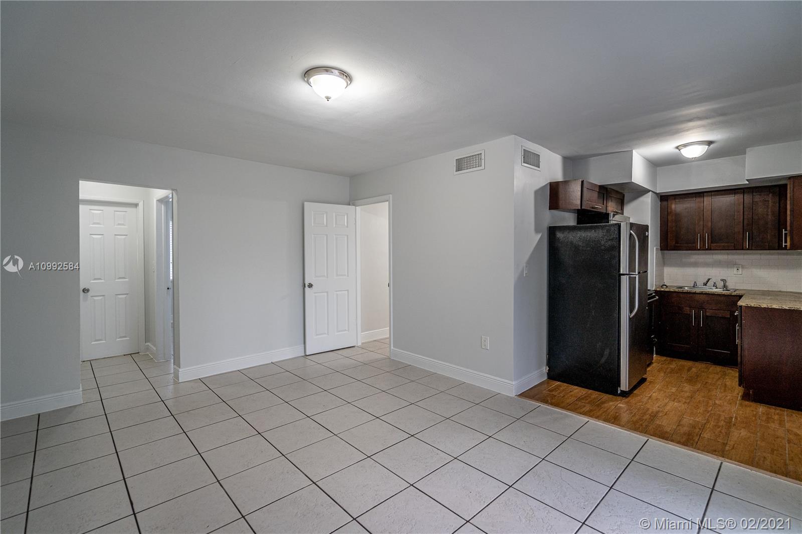 See details / sq. ft. $ 2021-02-01 0 Photo