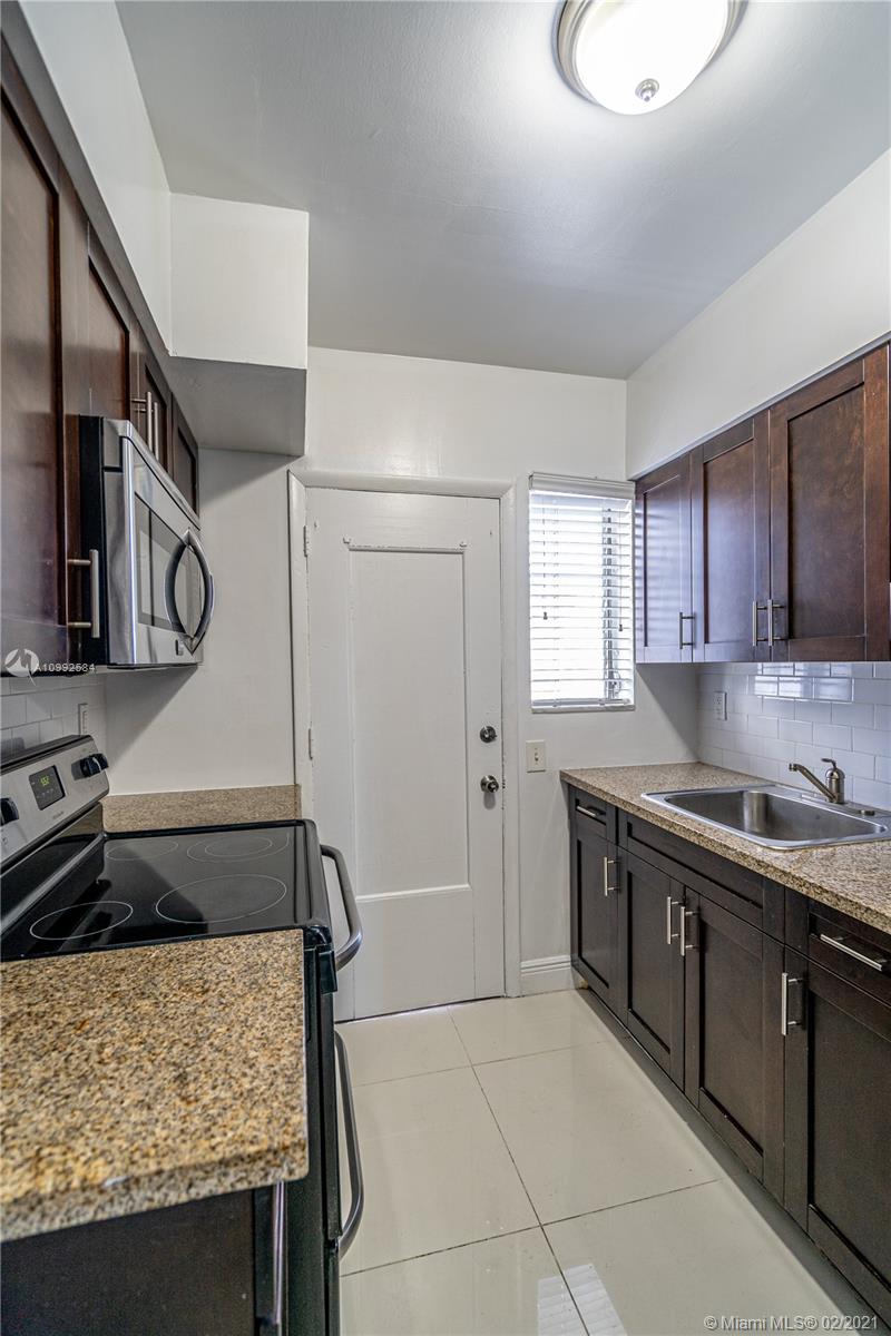See details / sq. ft. $ 2021-02-01 0 Photo