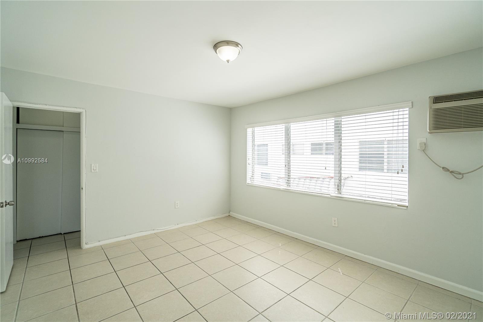 See details / sq. ft. $ 2021-02-01 0 Photo
