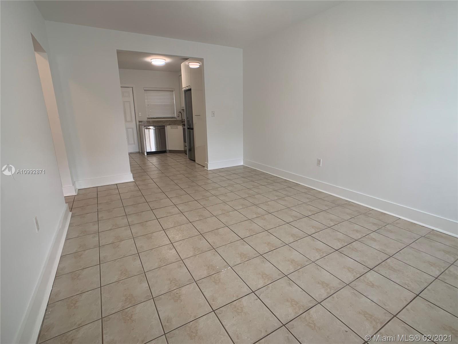 See details / 1600 sq. ft. $ 2021-02-02 0 Photo