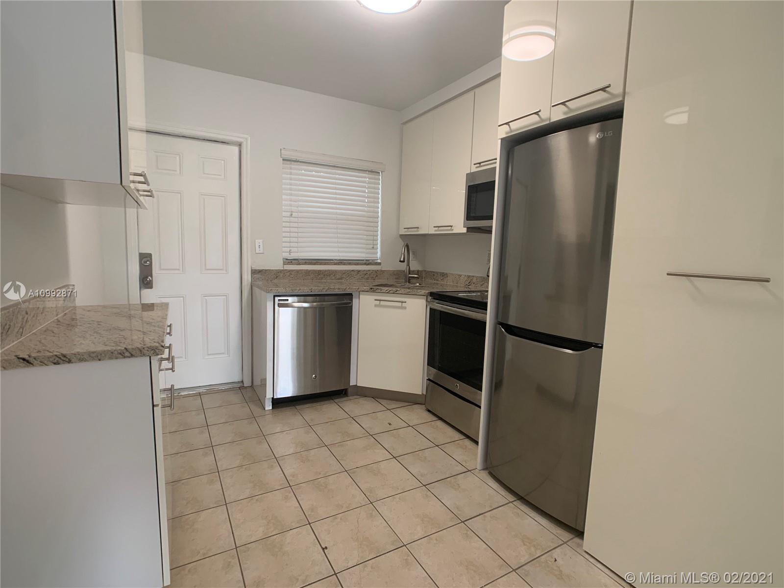 See details / 1600 sq. ft. $ 2021-02-02 0 Photo