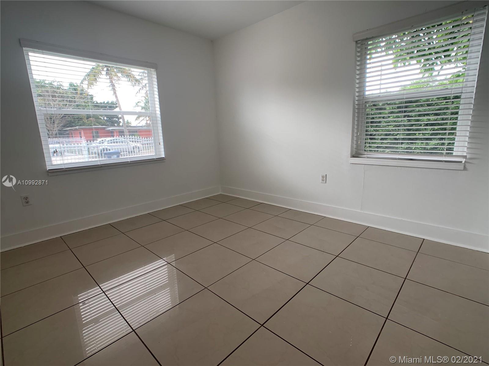 See details / 1600 sq. ft. $ 2021-02-02 0 Photo
