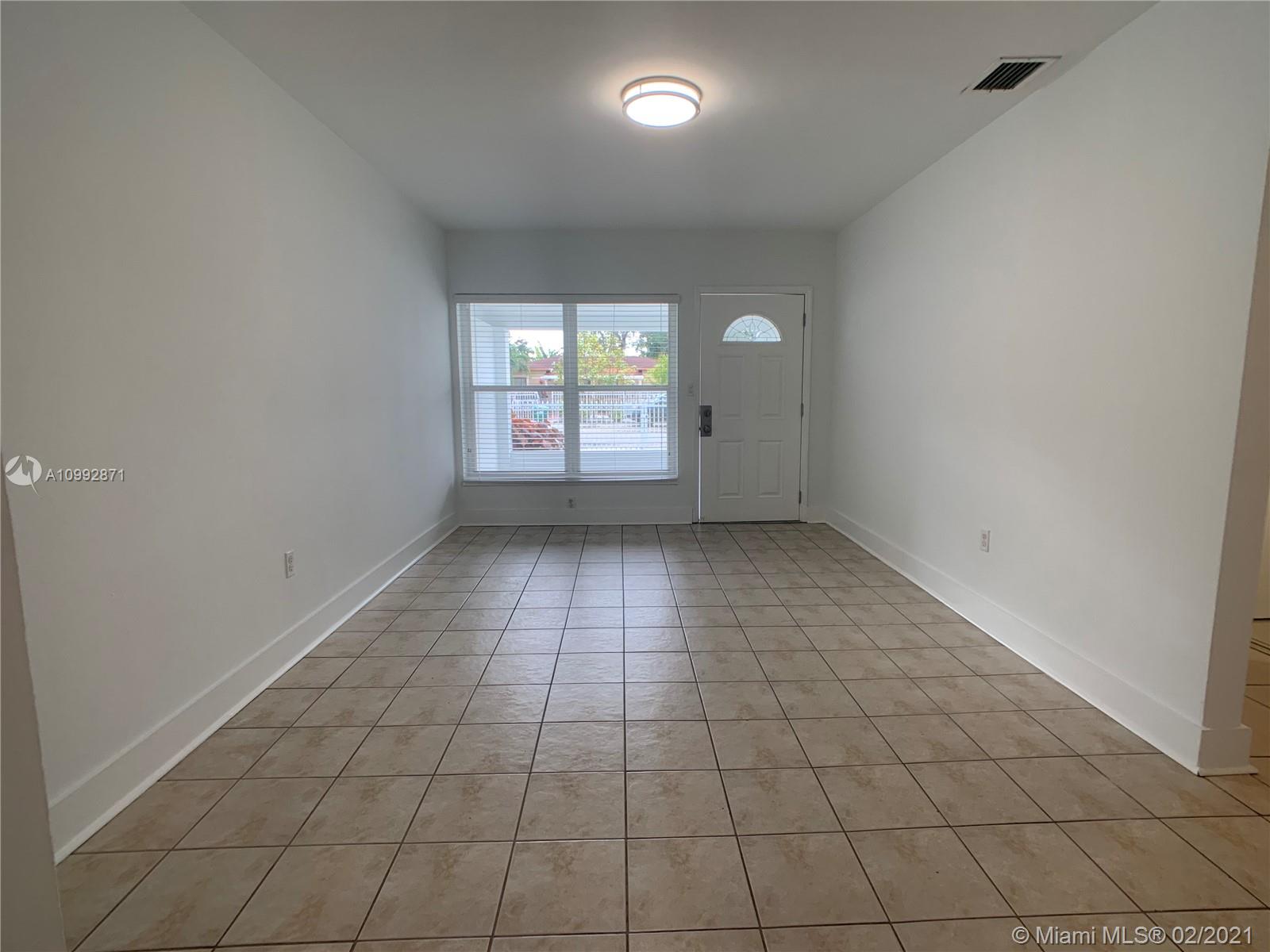 See details / 1600 sq. ft. $ 2021-02-02 0 Photo
