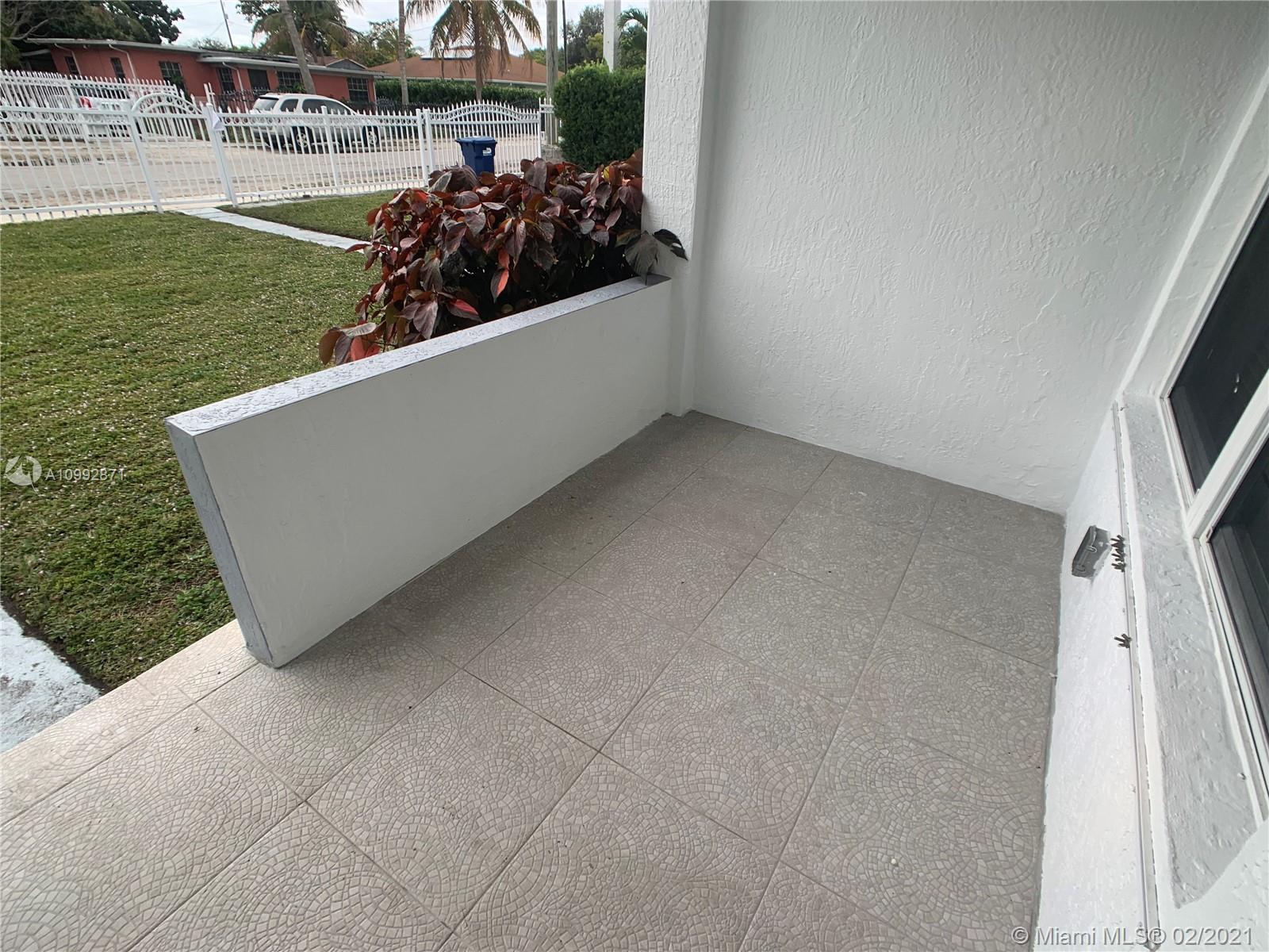 See details / 1600 sq. ft. $ 2021-02-02 0 Photo