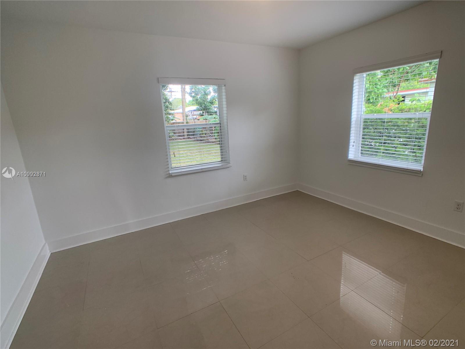 See details / 1600 sq. ft. $ 2021-02-02 0 Photo
